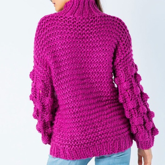 NWT Sweet Generis Premium Hand Knit Gorgeous Ball Sleeve Sweater - Picture 5 of 8